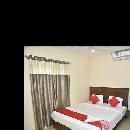 Poddar Inn Guwahati Exterior foto